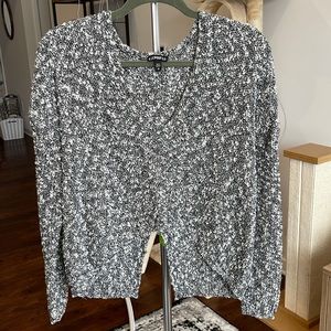 Cropped vneck sweater express
